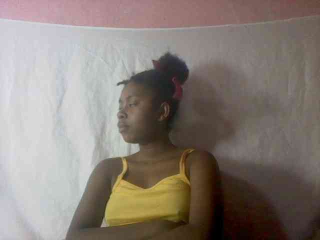 mmelodie webcam