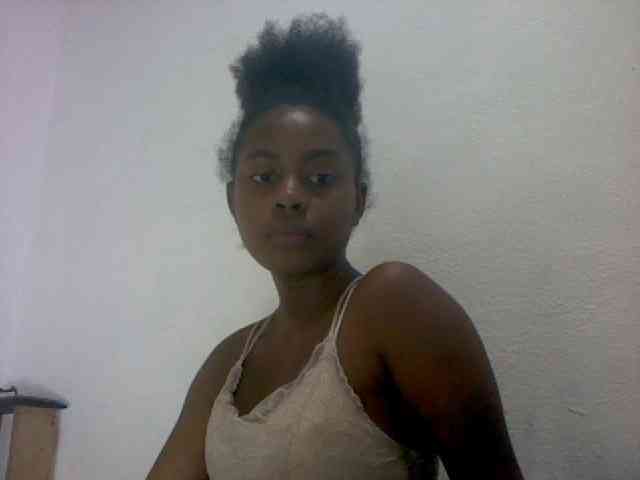 mmelodie webcam