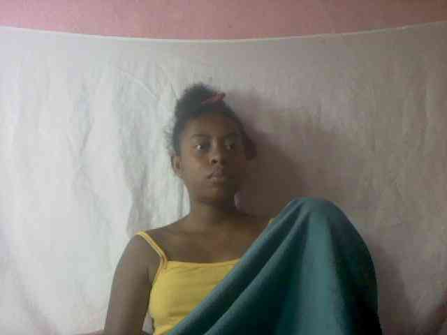 mmelodie webcam