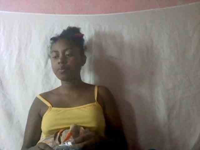 mmelodie webcam