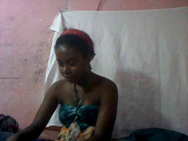 mmelodie webcam