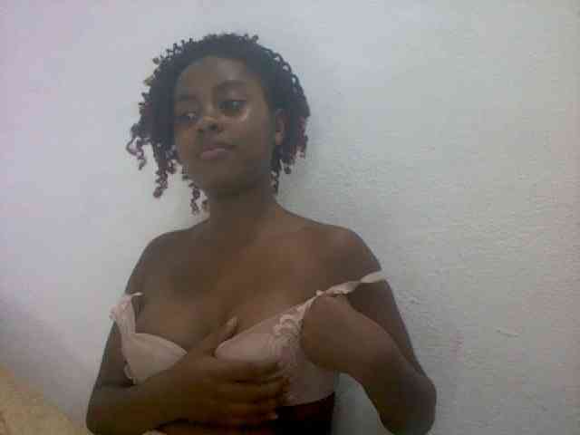mmelodie webcam