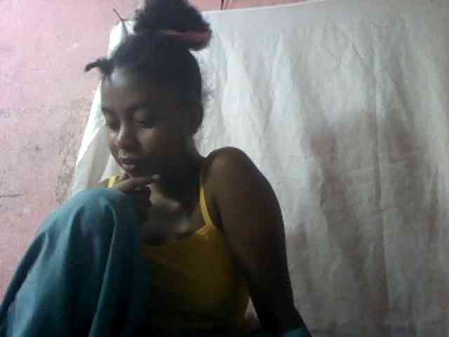 mmelodie webcam