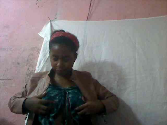 mmelodie webcam