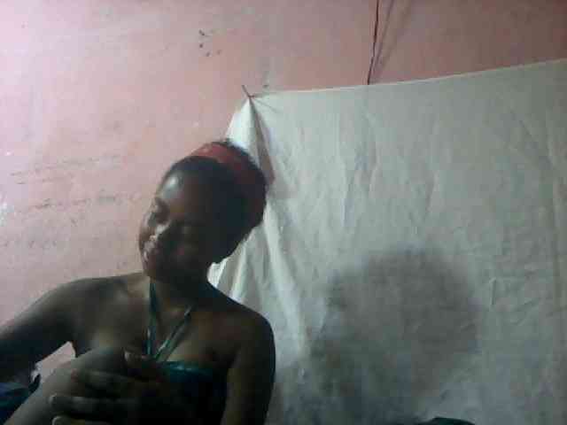 mmelodie webcam