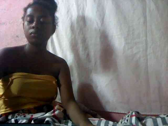mmelodie webcam