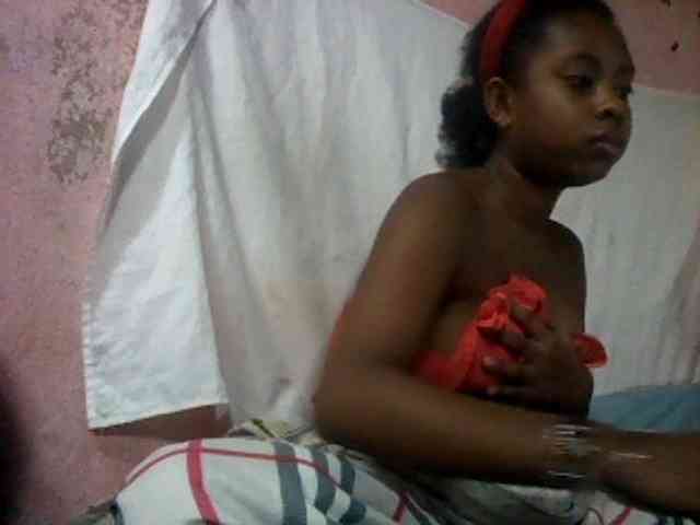 mmelodie webcam