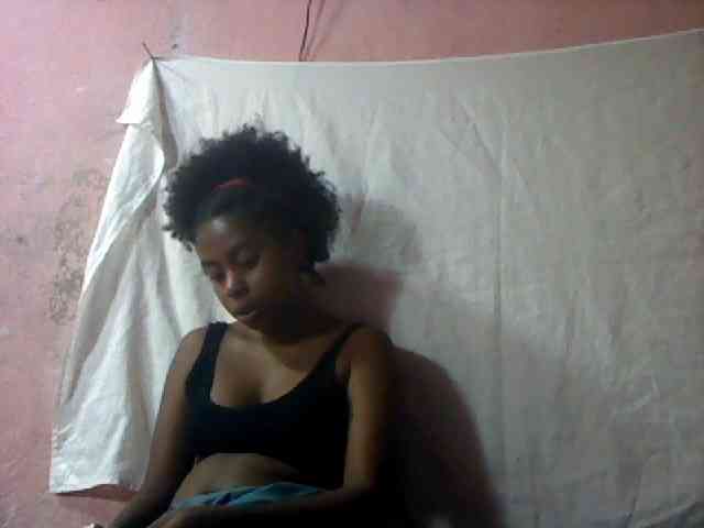 mmelodie webcam