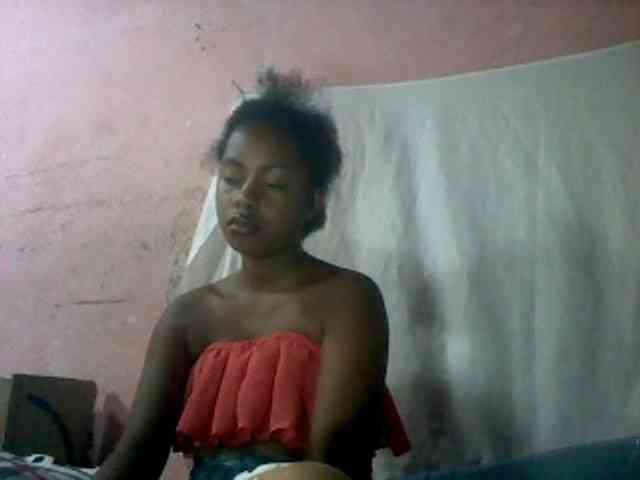 mmelodie webcam