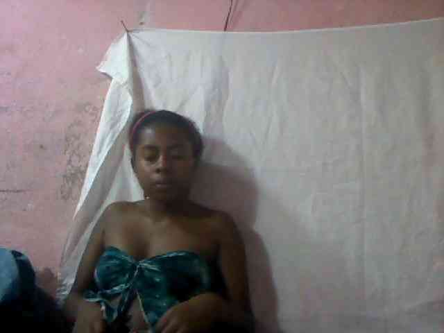mmelodie webcam