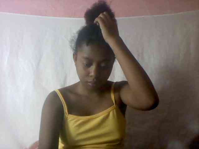 mmelodie webcam