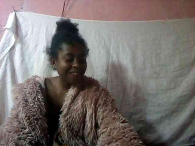 mmelodie webcam