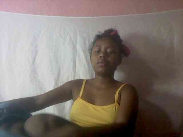 mmelodie webcam