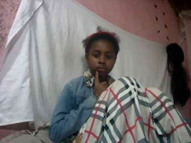 mmelodie webcam