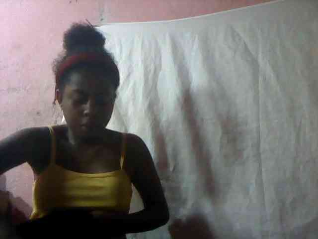 mmelodie webcam