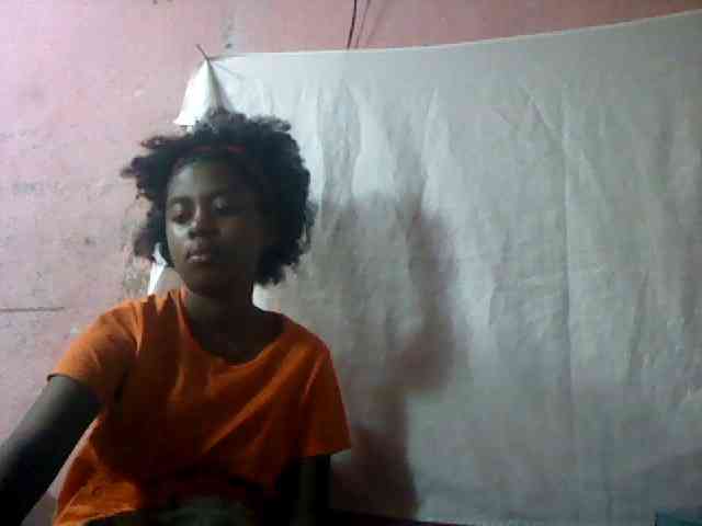 mmelodie webcam