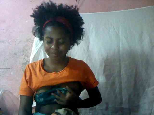 mmelodie webcam