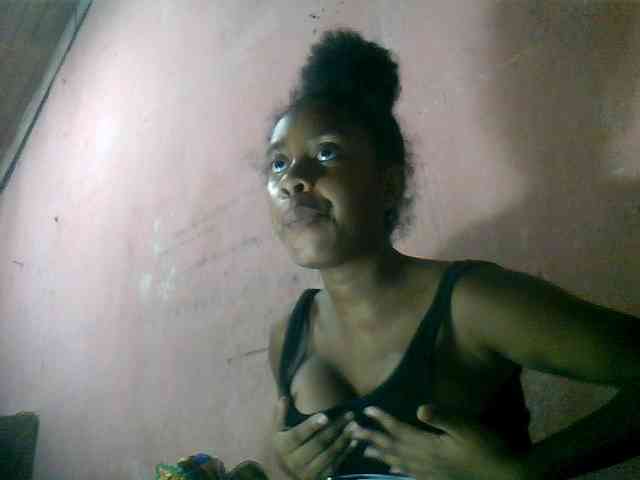 mmelodie webcam