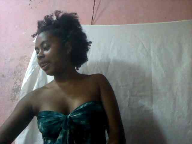 mmelodie webcam
