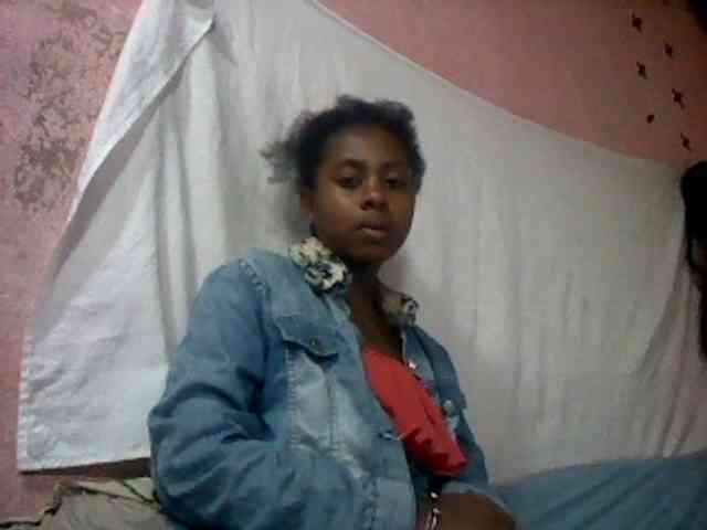 mmelodie webcam