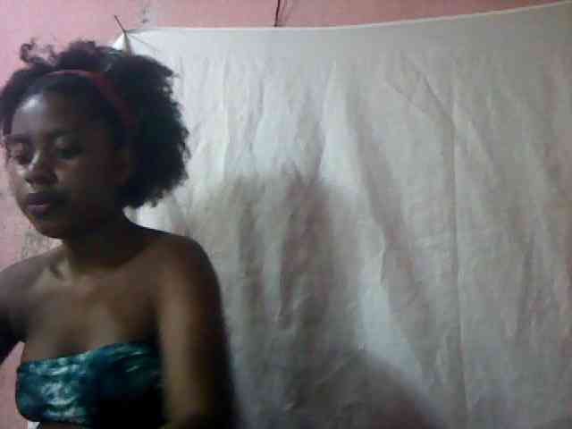 mmelodie webcam
