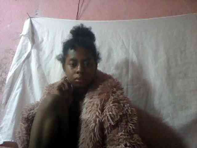 mmelodie webcam