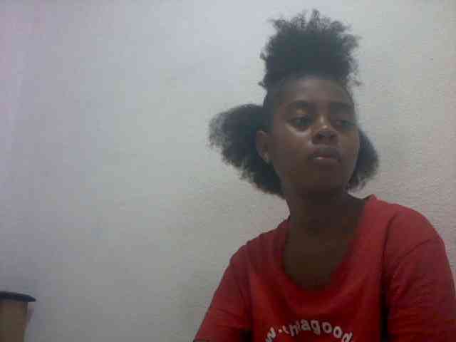 mmelodie webcam