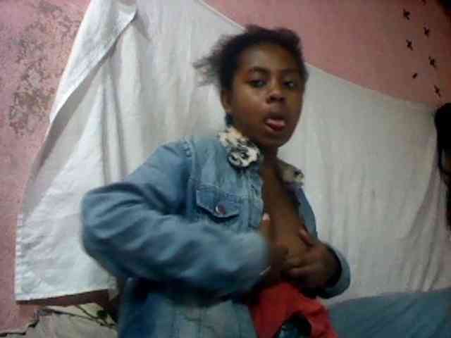 mmelodie webcam