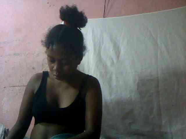 mmelodie webcam