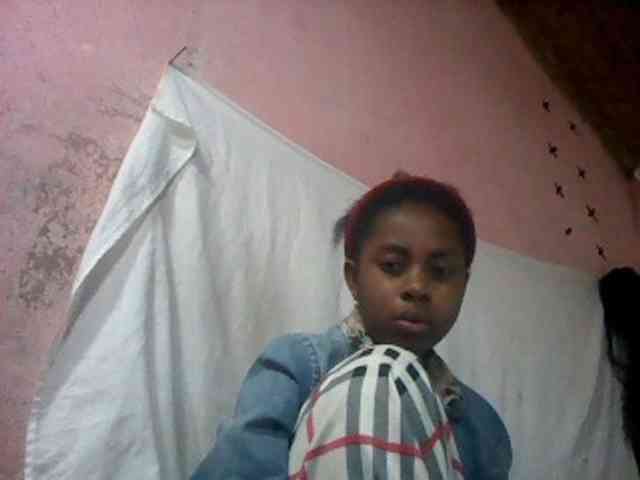 mmelodie webcam