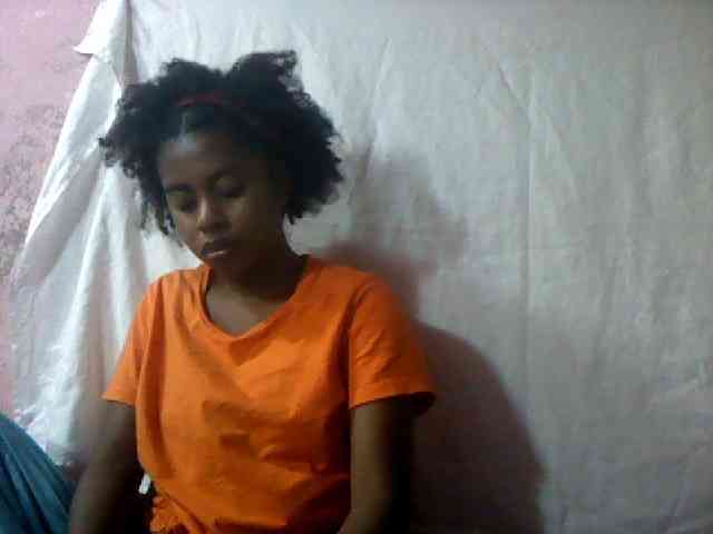 mmelodie webcam