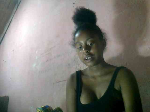 mmelodie webcam