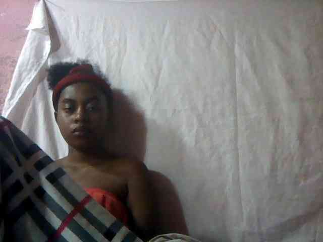 mmelodie webcam