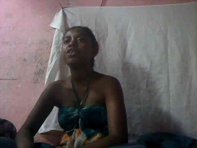 mmelodie webcam
