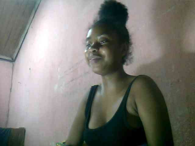 mmelodie webcam