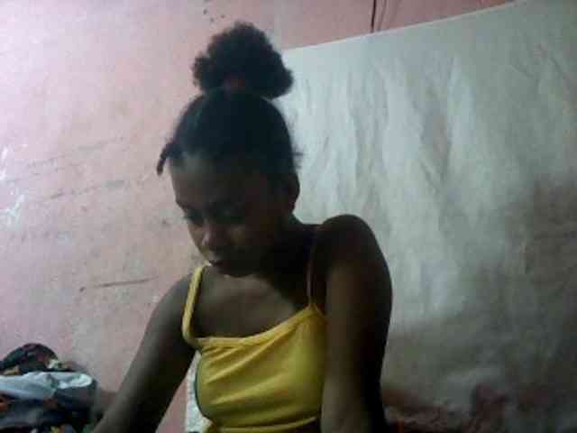 mmelodie webcam