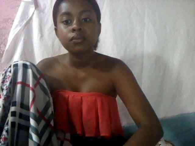 mmelodie webcam
