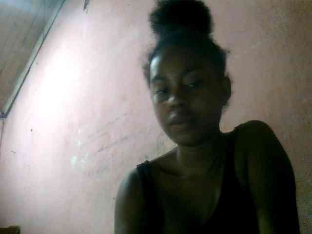 mmelodie webcam