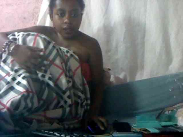 mmelodie webcam