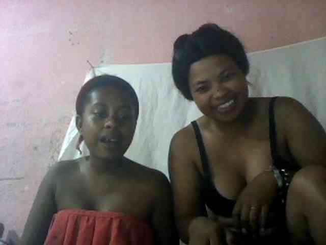 mmelodie webcam