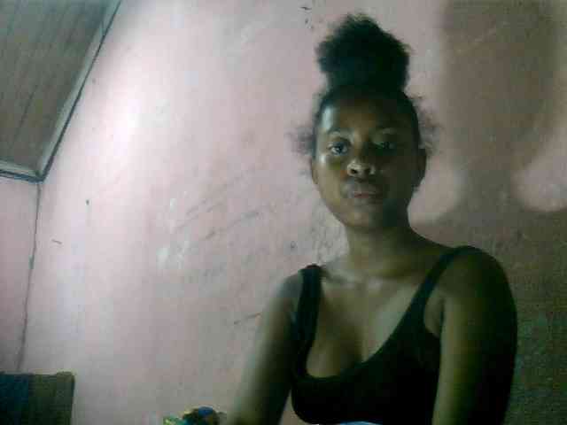 mmelodie webcam