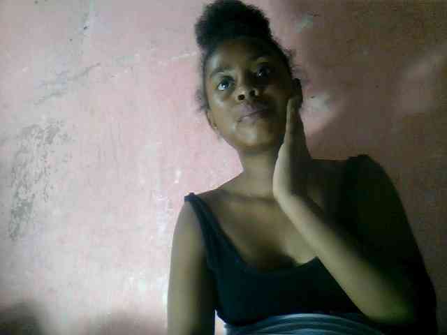 mmelodie webcam