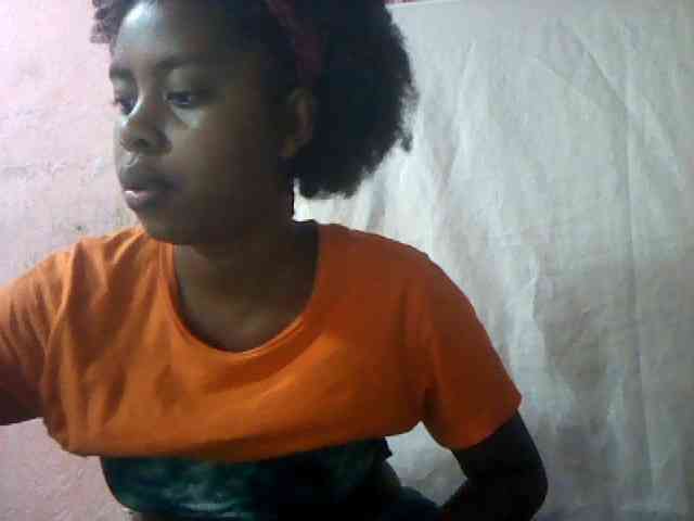 mmelodie webcam