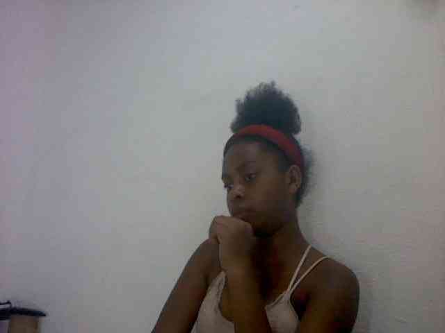 mmelodie webcam