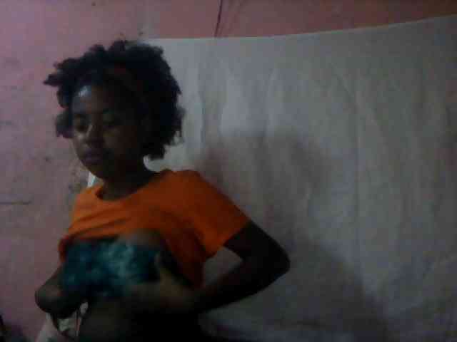 mmelodie webcam