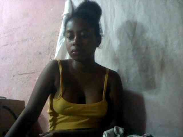 mmelodie webcam