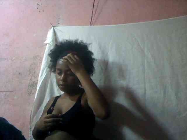 mmelodie webcam