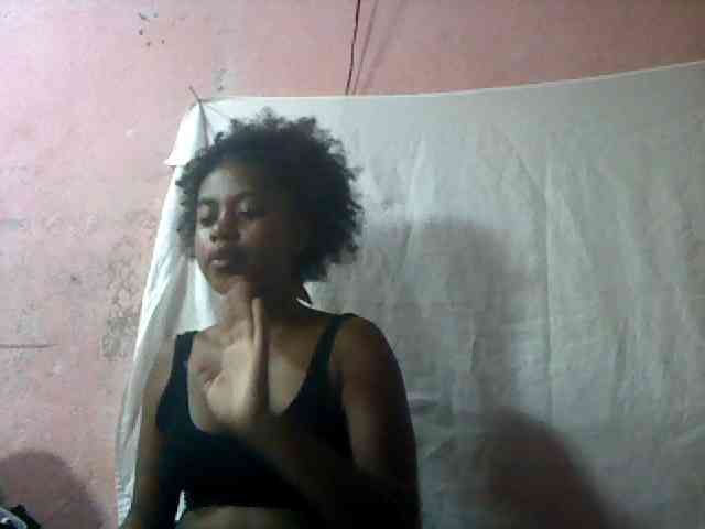 mmelodie webcam