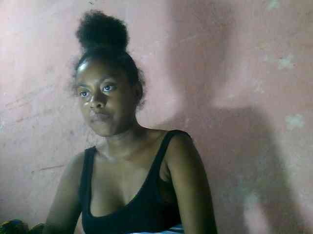 mmelodie webcam