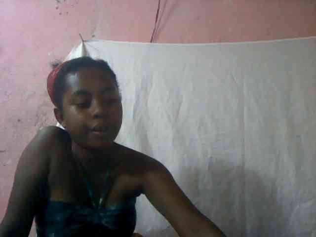 mmelodie webcam